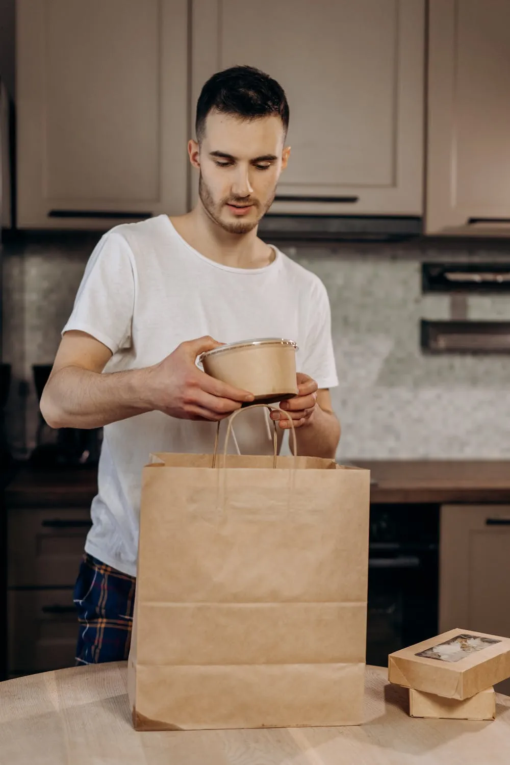 250 X Brown Twisted Handle Kraft Paper Bags Size Baby