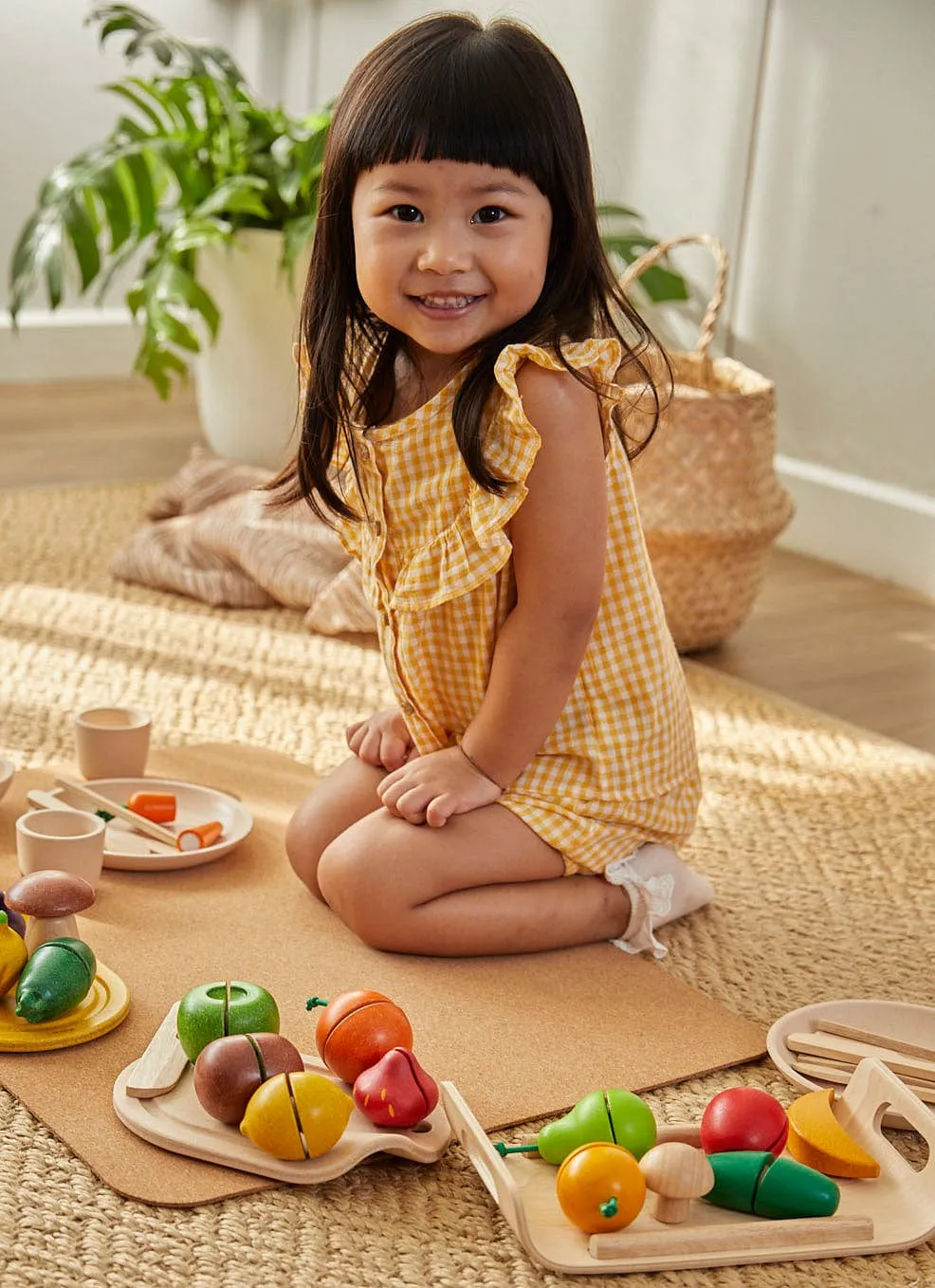 Assorted Cutting Fruit & Vegetables