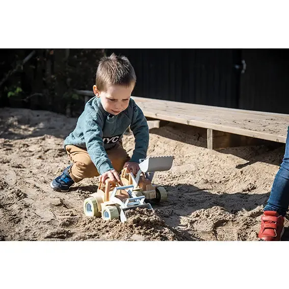 Dantoy Bio Tractor Sustainable Bioplastic Playset