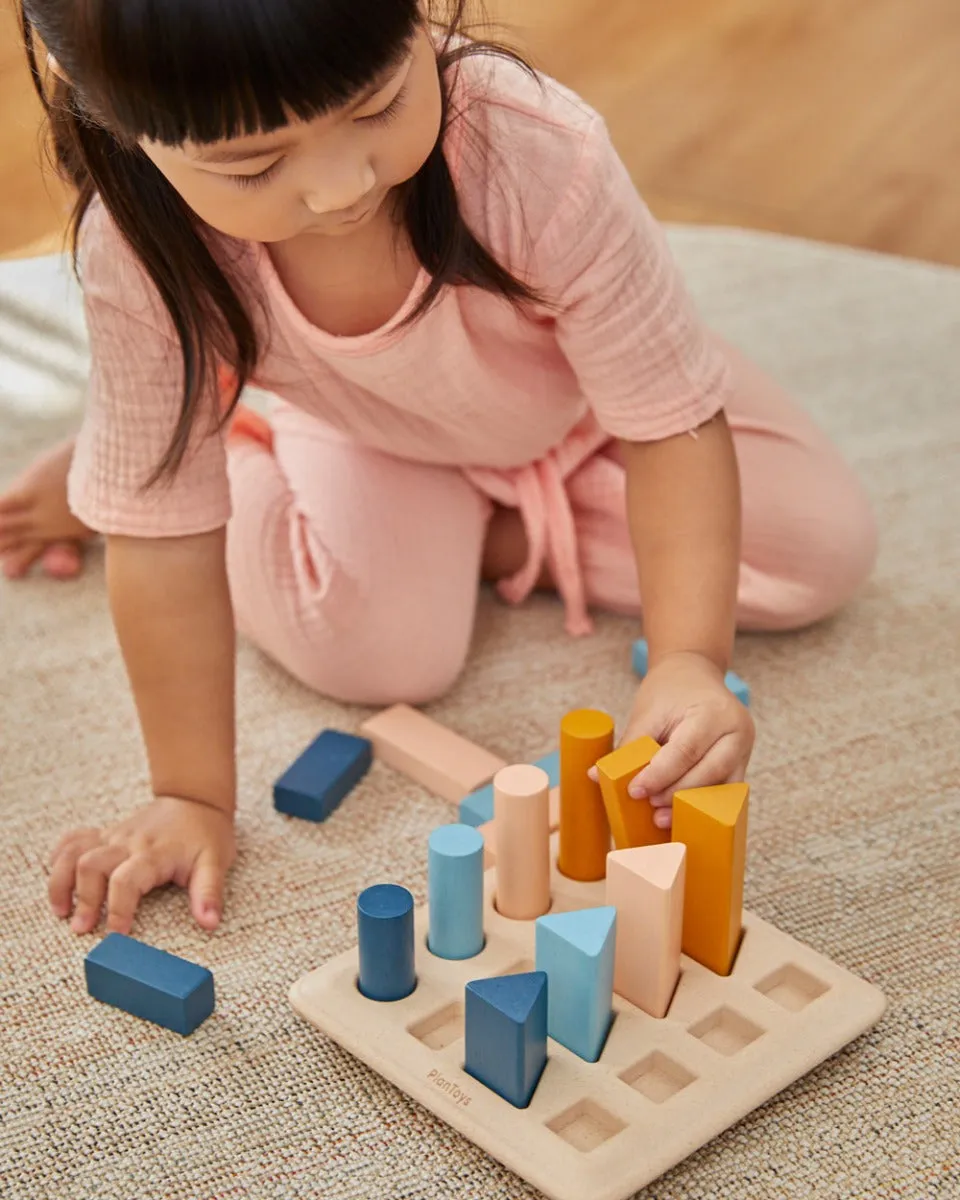 PlanToys Geometric Peg Board - Orchard