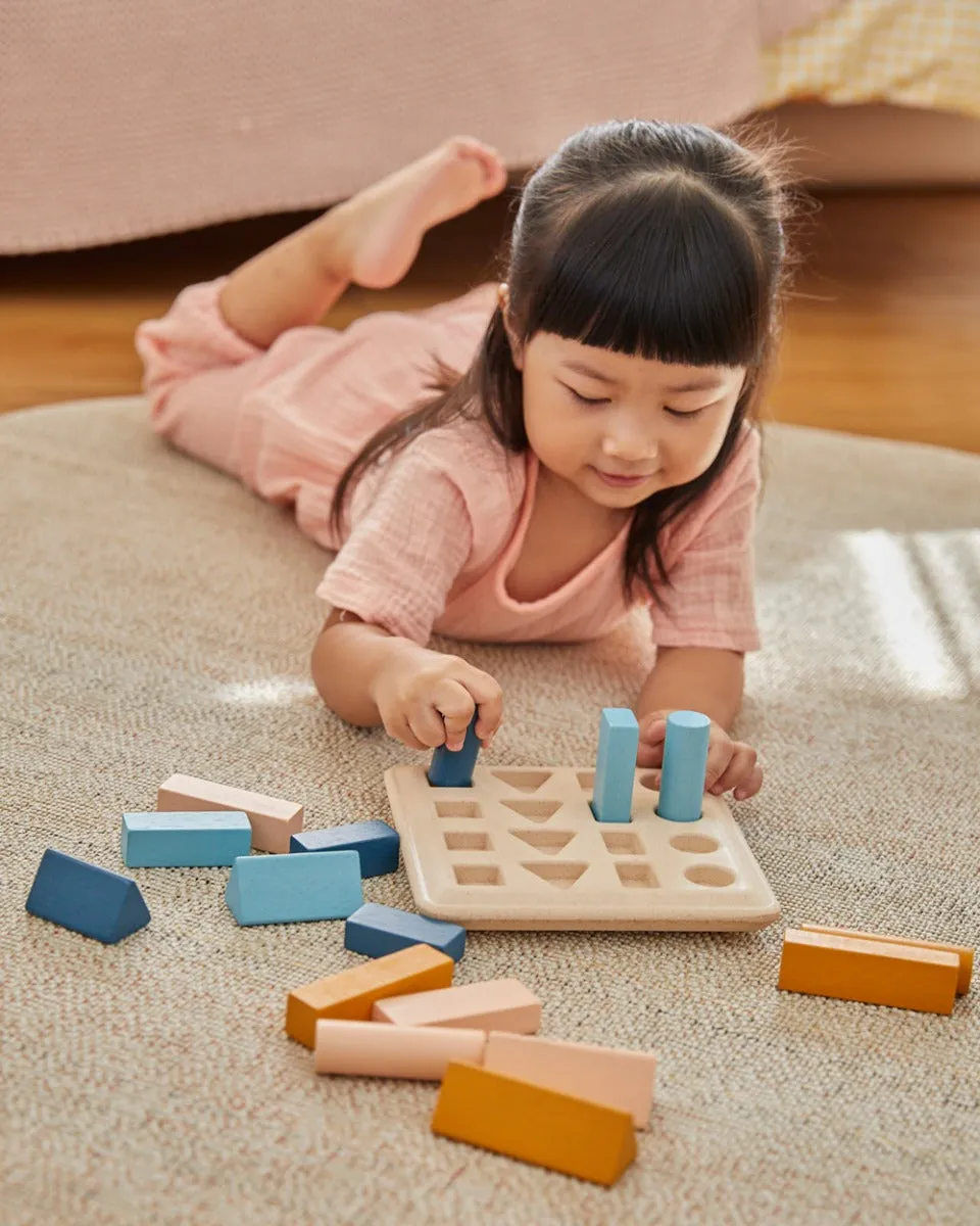 PlanToys Geometric Peg Board - Orchard