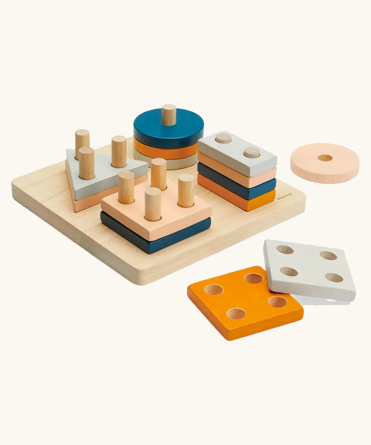 PlanToys Geometric Sorting Board - Orchard